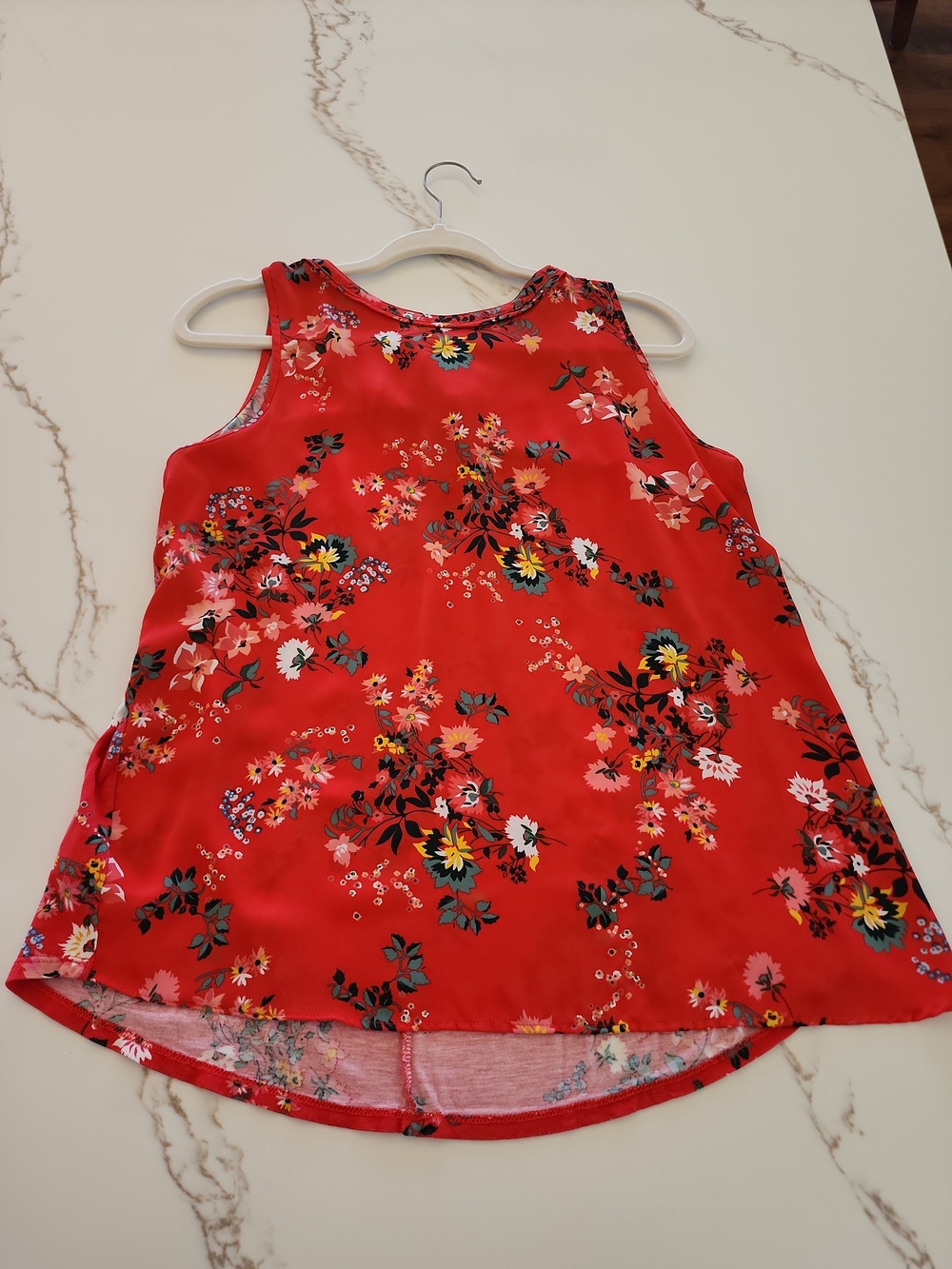 LOFT Petite Sleeveless Floral Blouse Top Red Tie Neck Hi Low Hem Womens LP